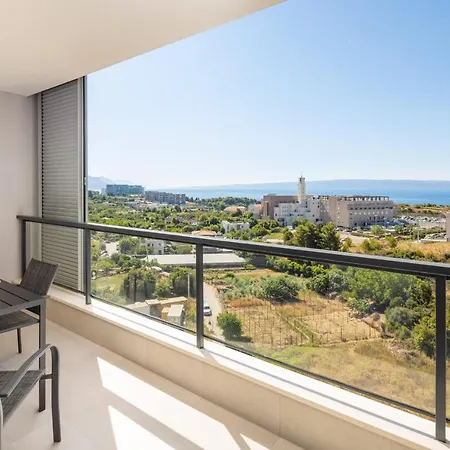 Sisqo Luxury Спліт